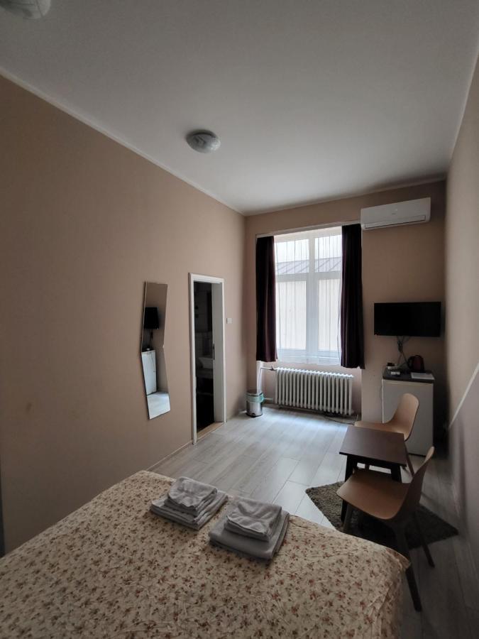 Hostel Fine Belgrade Luaran gambar