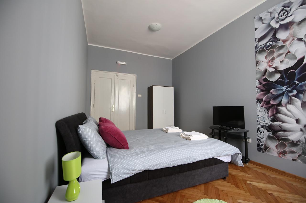 Hostel Fine Belgrade Luaran gambar