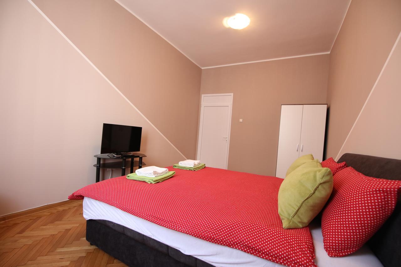 Hostel Fine Belgrade Luaran gambar