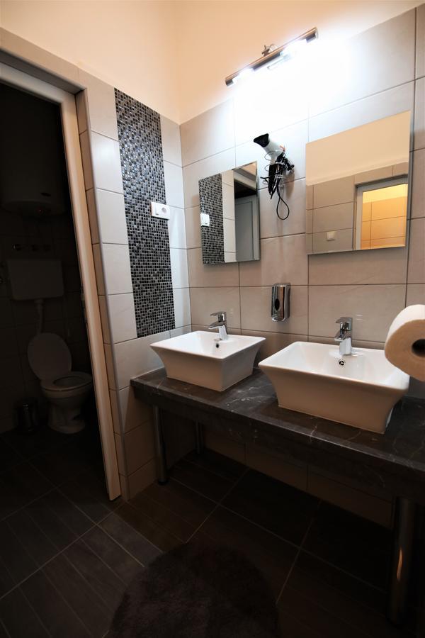 Hostel Fine Belgrade Luaran gambar