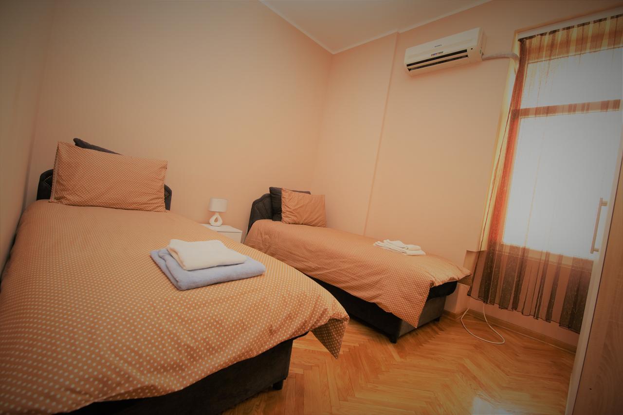 Hostel Fine Belgrade Luaran gambar