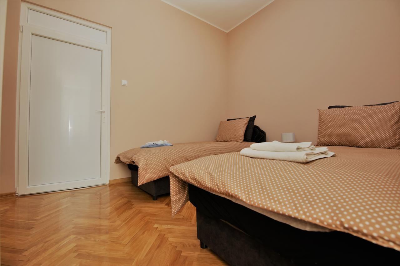 Hostel Fine Belgrade Luaran gambar