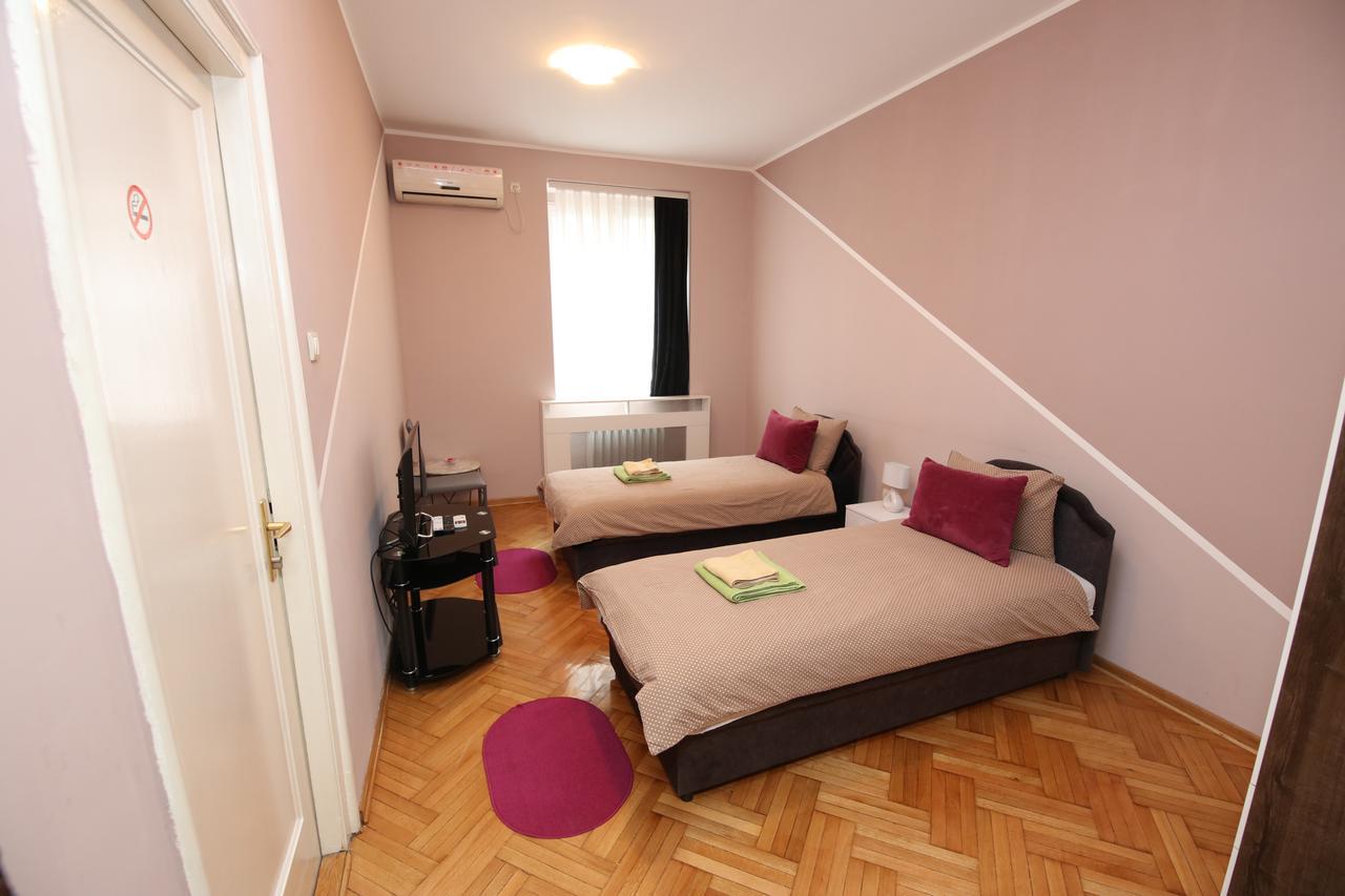 Hostel Fine Belgrade Luaran gambar